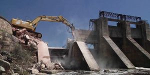 el abandono de las presas