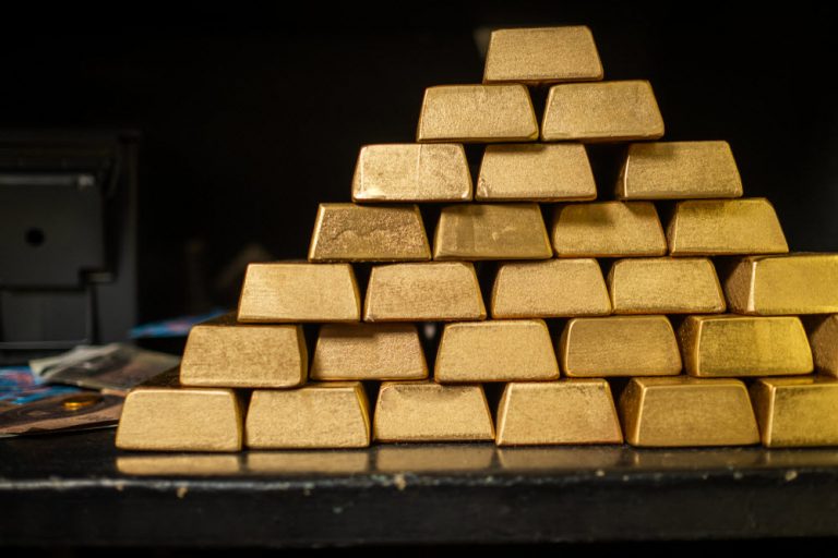 Estamos en manos extranjeras: El oro de España lo guardan estos tres ...