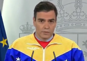 Sanchez con traje venezolano, al estilo de Maduri