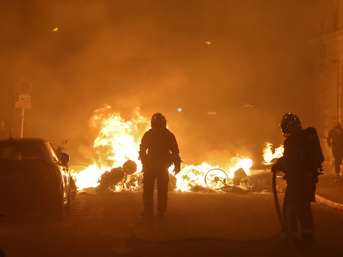 barricadas en francia- guerra civil