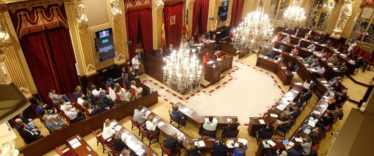 bilinguismo farsa PP-VOX