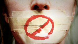 La persecución a la libertad expresión ya es patente en la UE