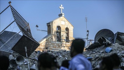 sacerdotes y monjas en Gaza