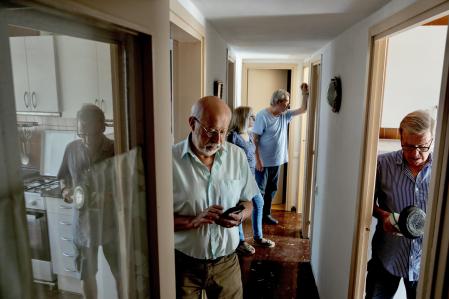 hogares con más personas tienen menos ingresos