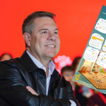 García-Page elimina Navidad y Semana Santa