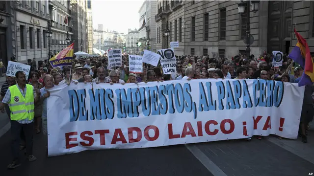 manifestaciones contra el Papa