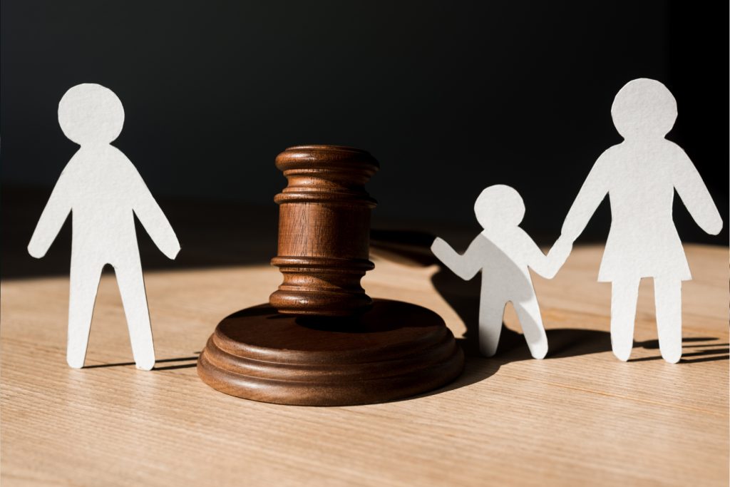 criminalización de los hombres