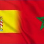 bandera española envuelta por la marroquí