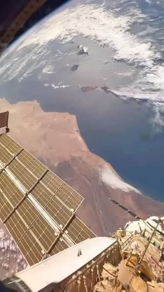 Vista satelital del océano Atlántico entre el archipiélago de Canarias y la costa noroeste del continente africano.
