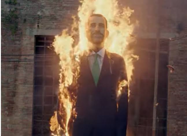 queman una imagen del rey Felipe VI