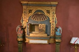 uno de los sagrarios profanados en la parroquia de Santa Margarita María de Alacoque